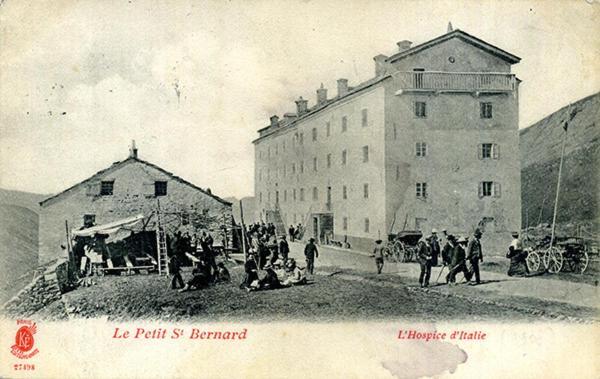 Hospice Du Petit Saint Bernard Hotel Seez Exterior photo